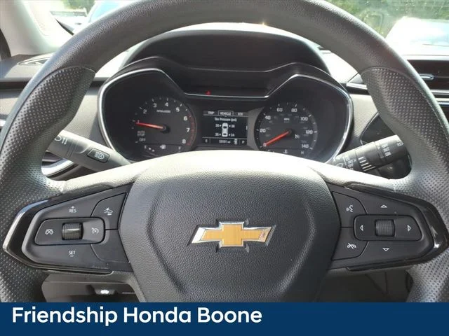 Used 2023 White Chevrolet LT image 18