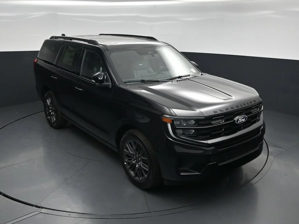 New 2027 Agate Black Metallic Ford Platinum image 37