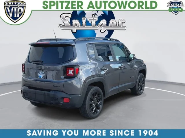 Used 2017 Gray Jeep Latitude image 9