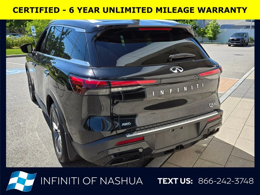 Certified Used 2023 Black INFINITI LUXE image 14