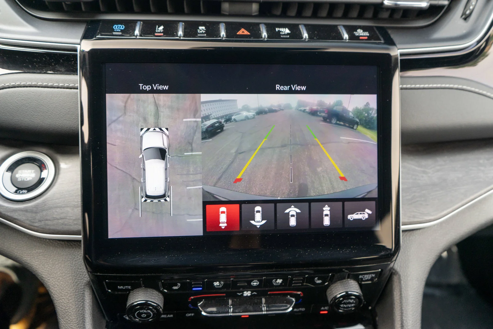 Used 2022 Diamond Black Crystal Pearlcoat Jeep 4xe image 20