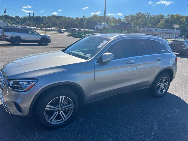 Used 2021 Silver Mercedes-Benz GLC 300 image 2