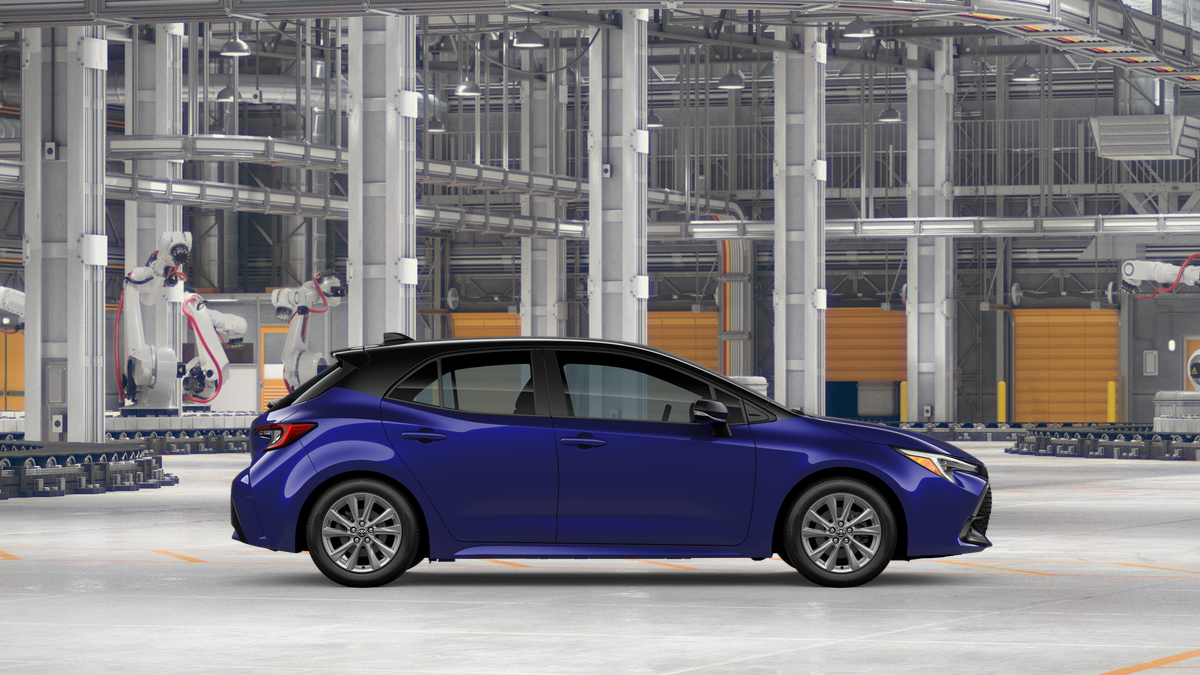 New 2026 Blue Crush Metallic with Midnight Black Metallic roof Toyota SE image 12