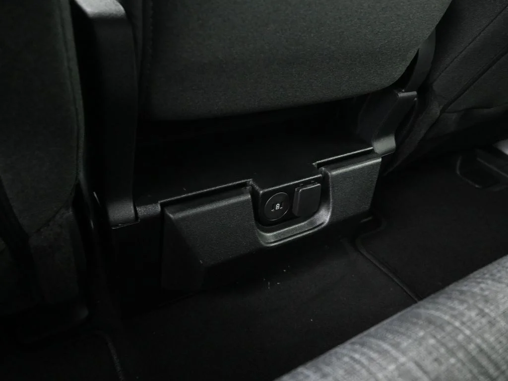 New 2026 Oxford White Ford XLT image 17