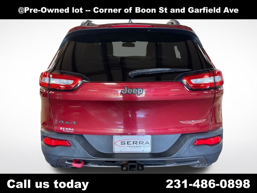 Used 2014 Red Jeep Trailhawk image 4