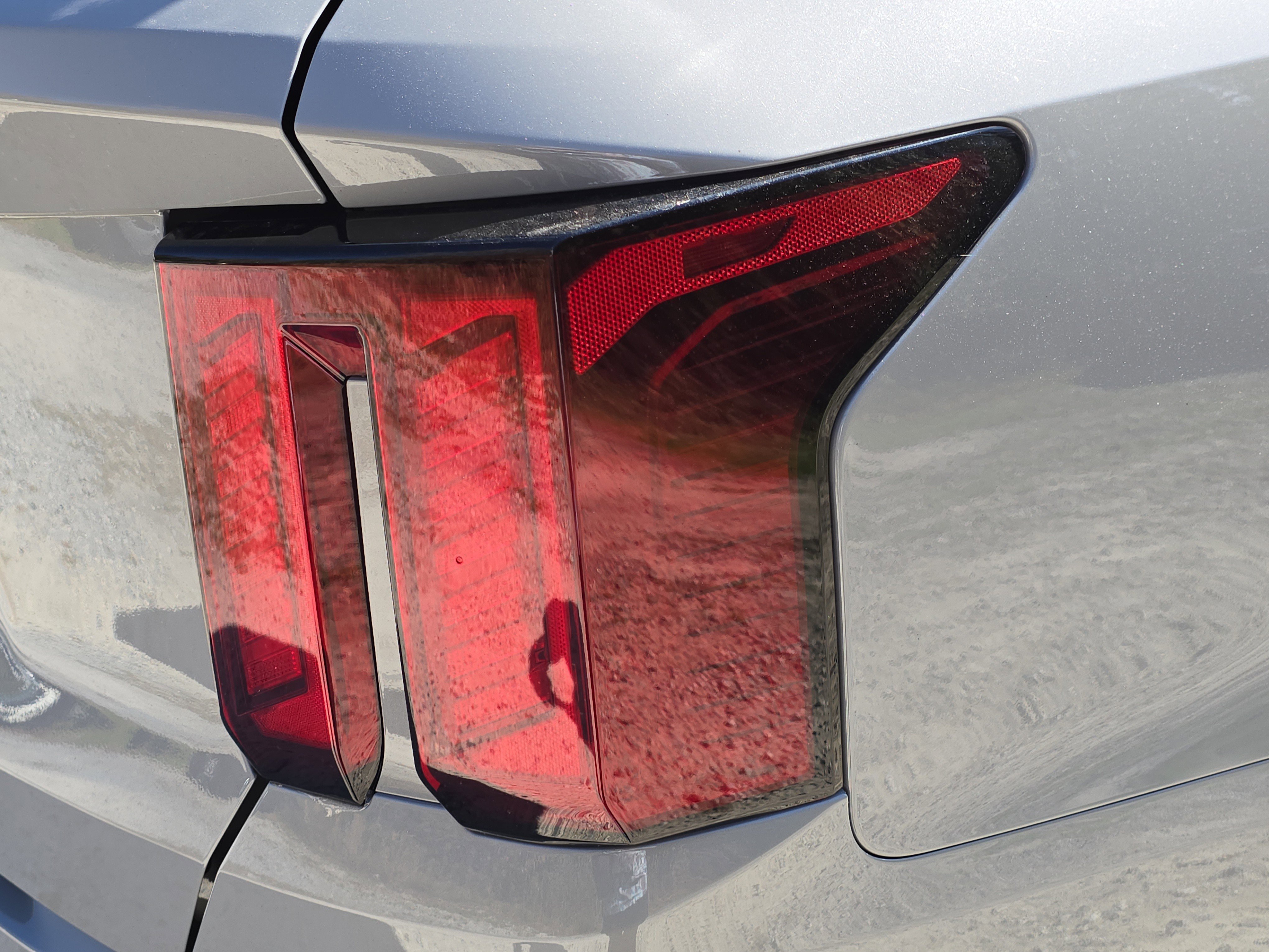 New 2026 Wolf Gray Kia S image 11