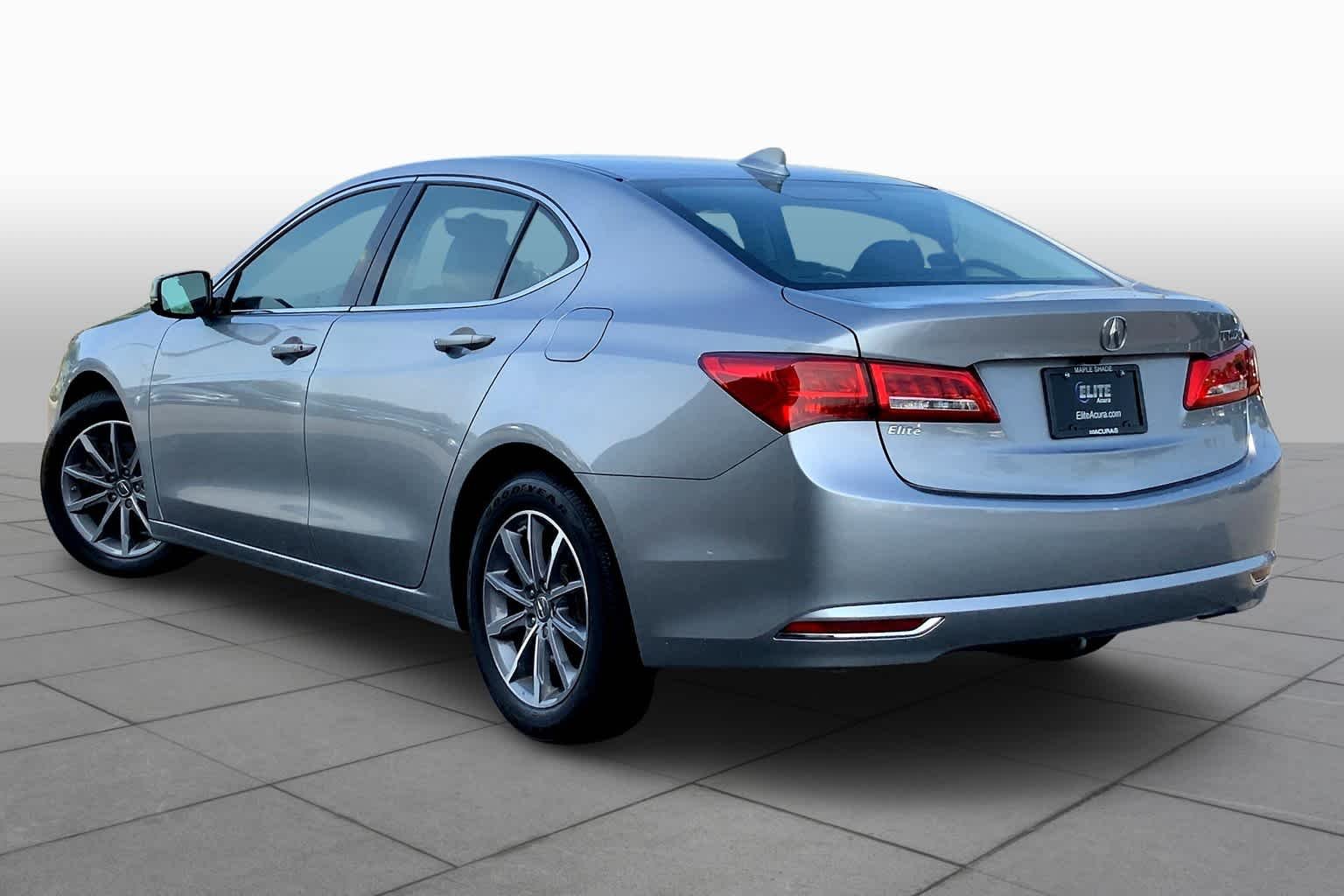 Certified Used 2019 Lunar Silver Metallic Acura  image 12