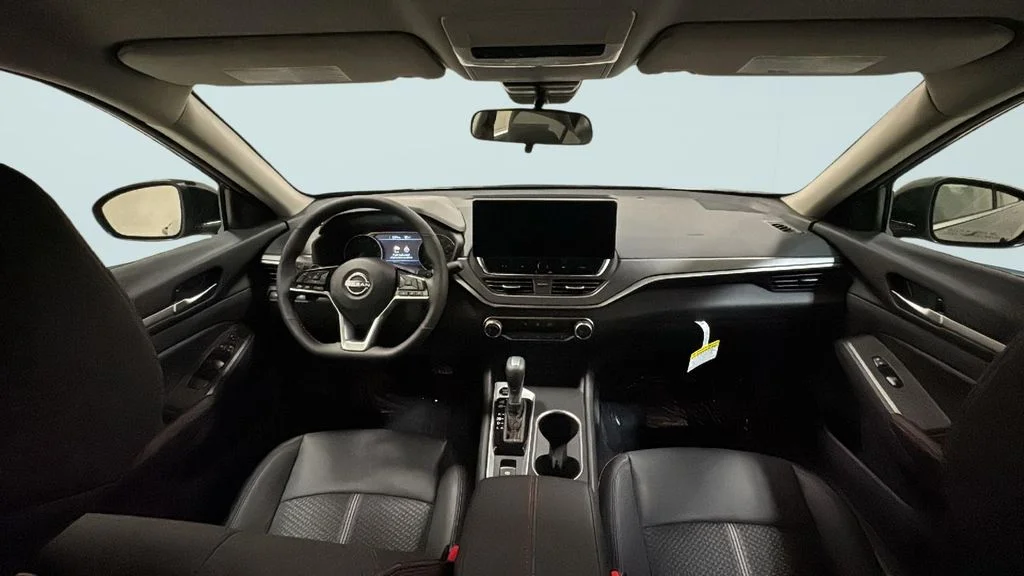 New 2026 Gray Nissan 2.5 SR image 7