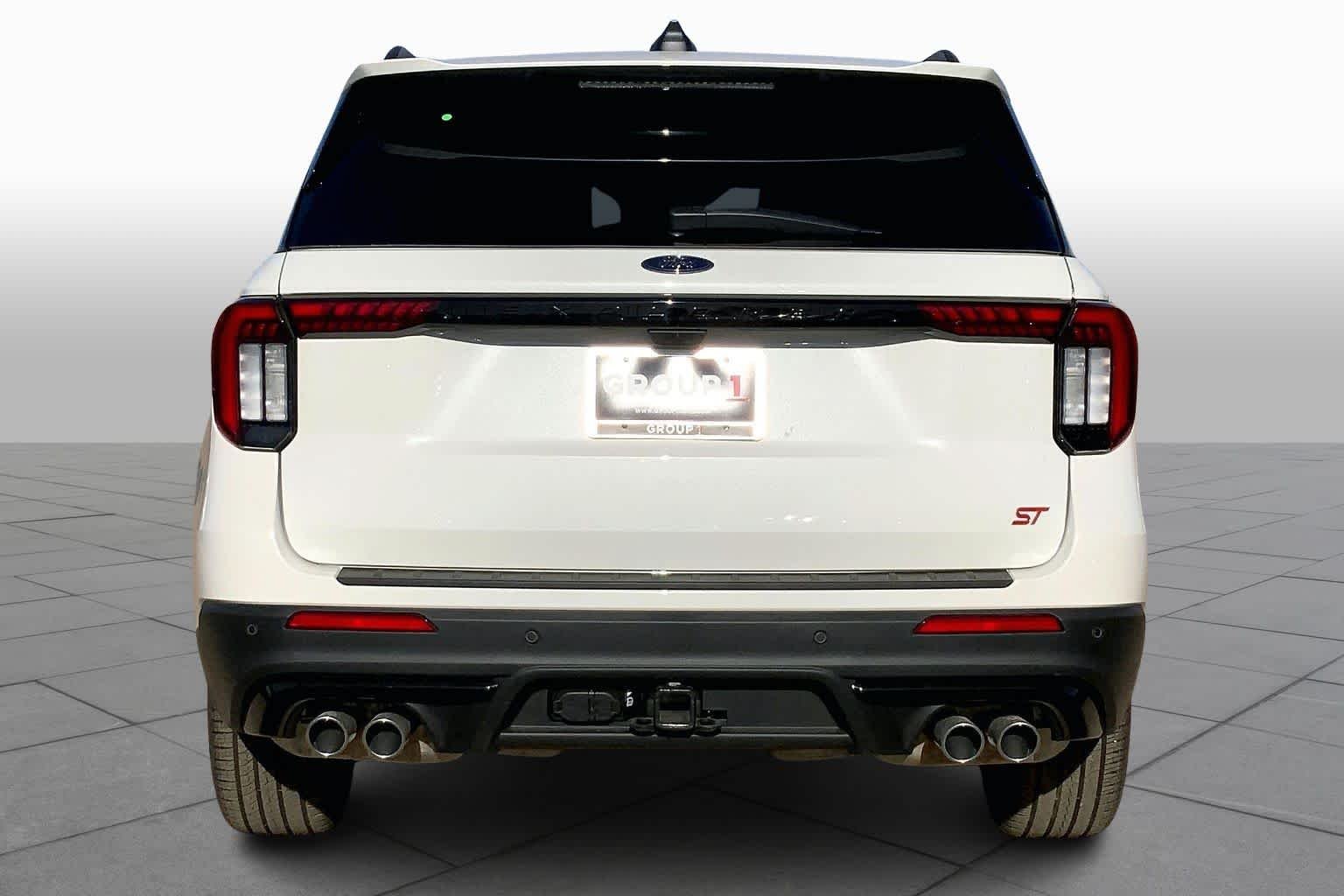 New 2026 Star White Metallic Tri-Coat Ford ST image 4