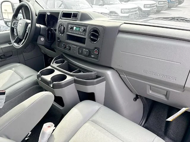 New 2026 Oxford White Ford E-450 DRW image 51