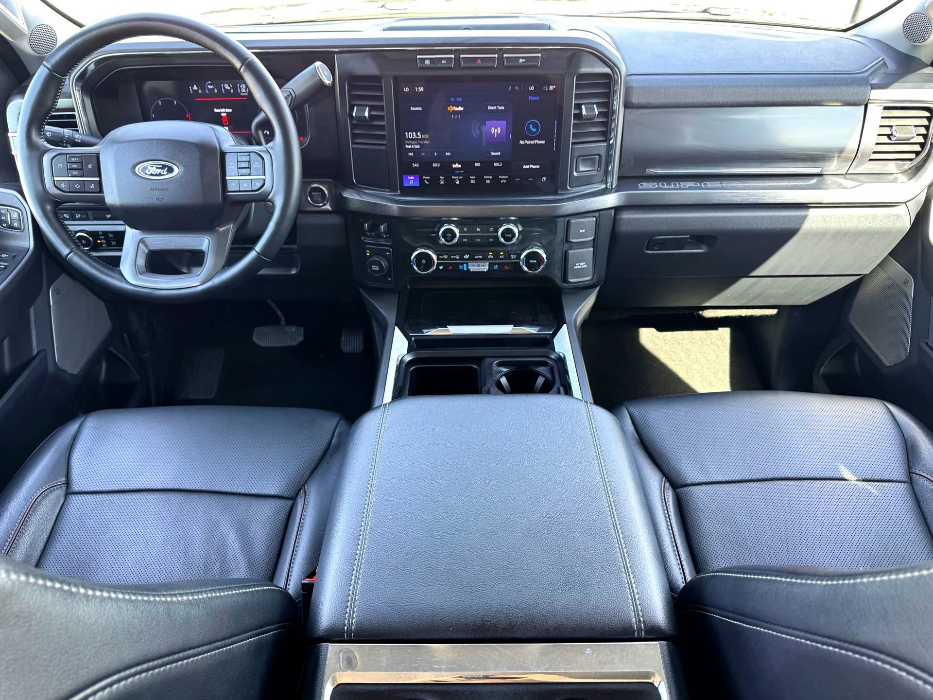 Used 2024  Ford Lariat image 20