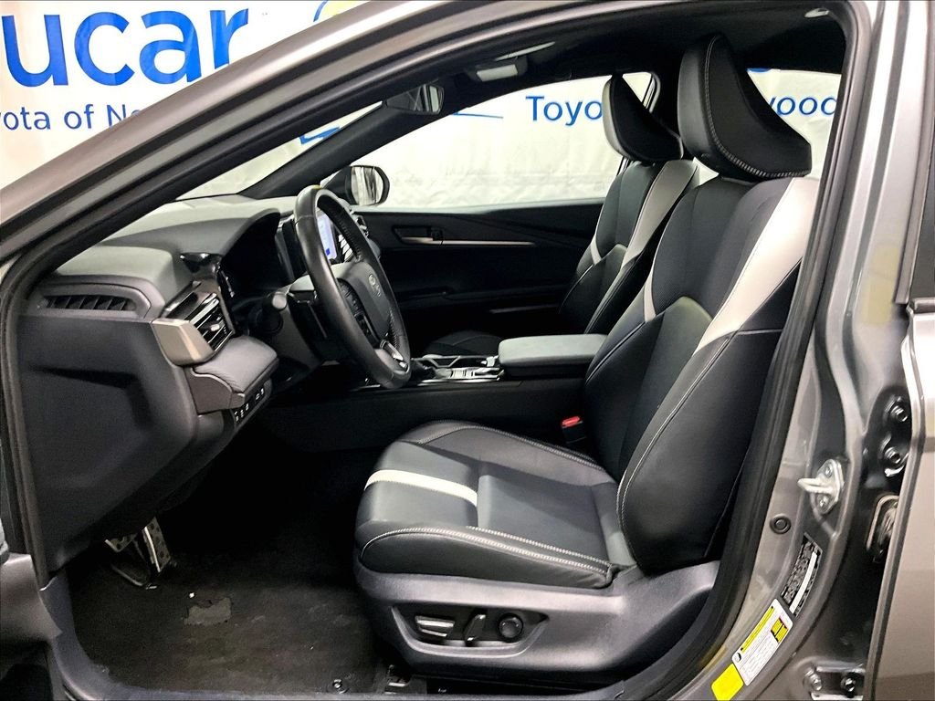 Used 2025 Gray Toyota SE image 10