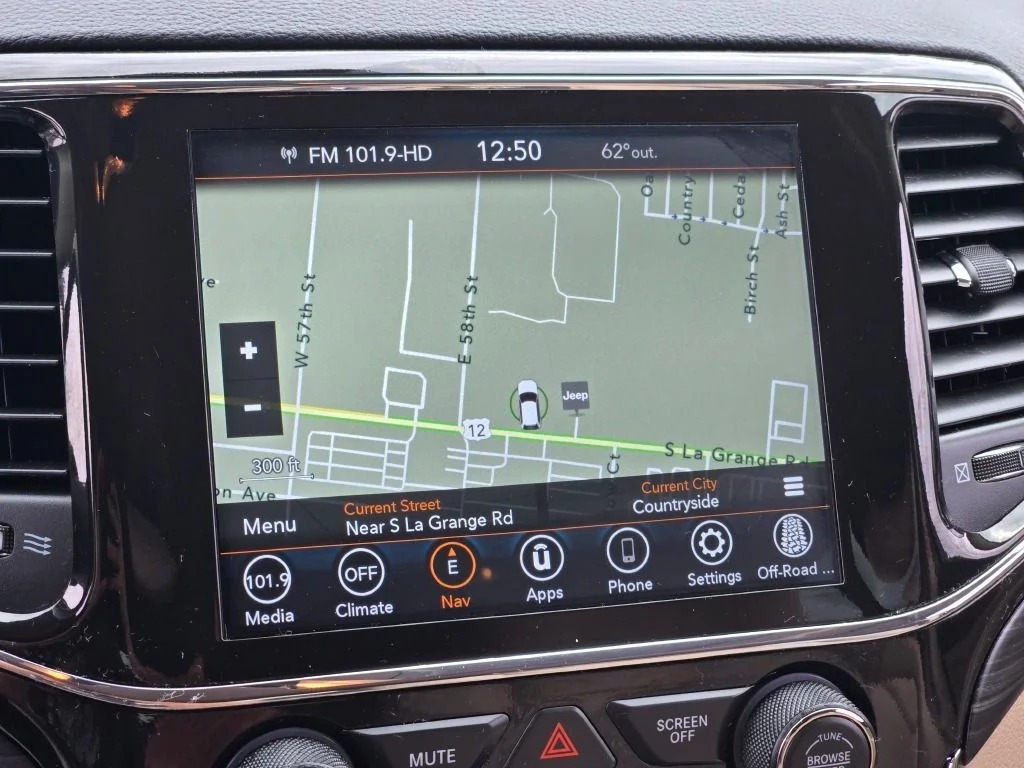 Certified Used 2022 Black Jeep Laredo E image 22