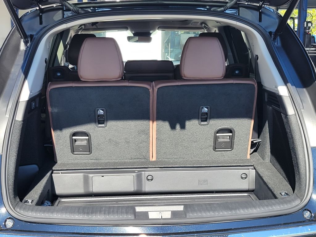 New 2026 Majestic Black Pearl Acura Technology Package image 8
