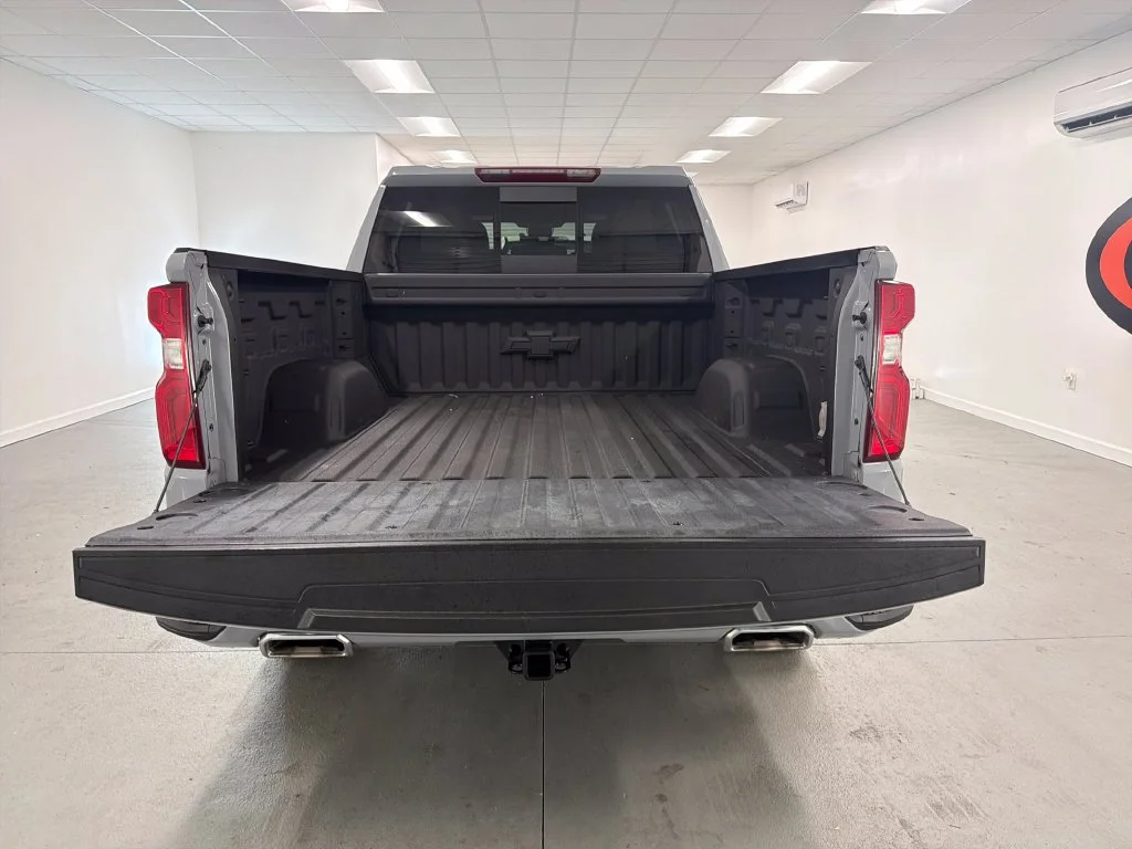 Used 2024 Slate Gray Metallic Chevrolet RST image 7