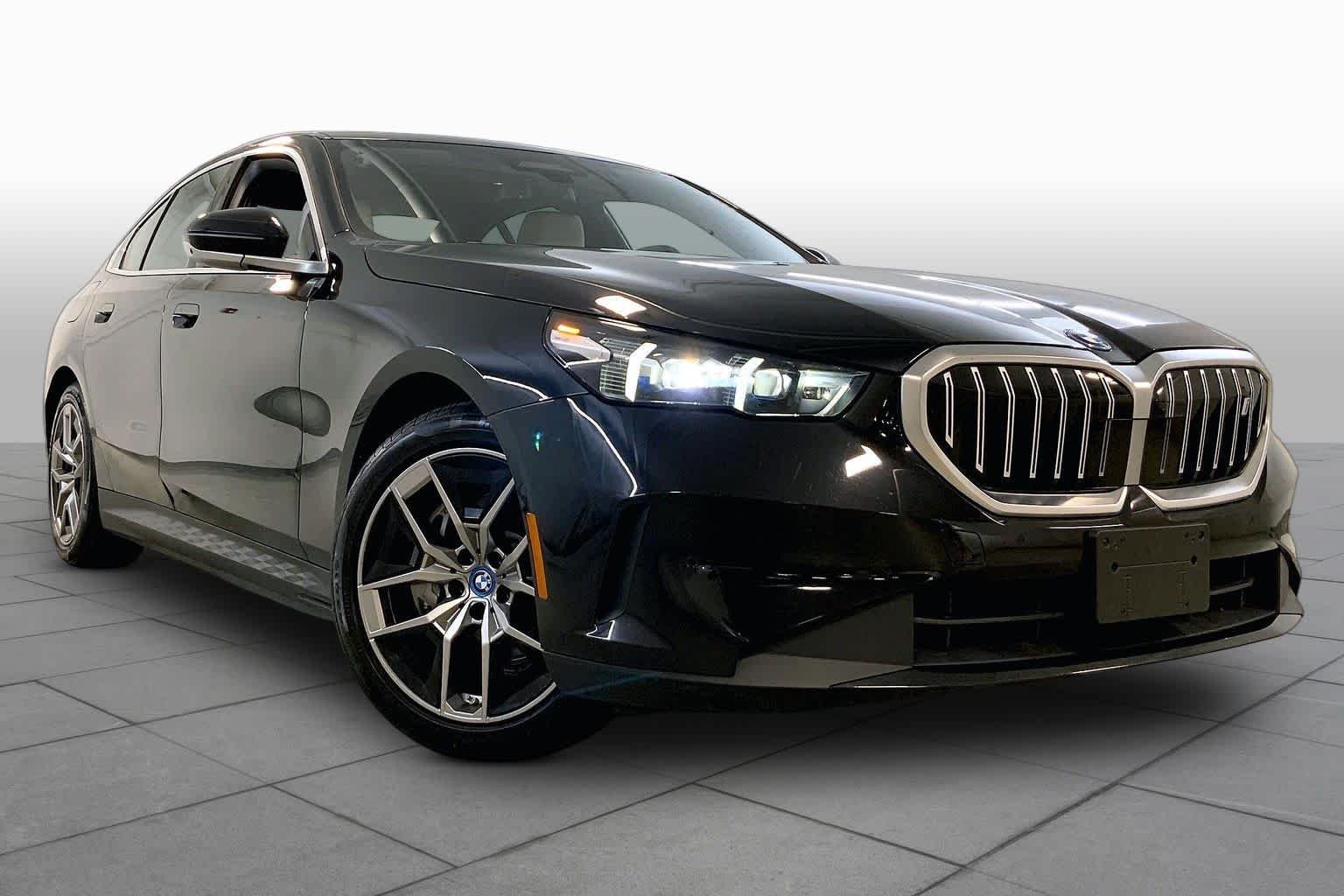 Used 2025 BMW i5 40 with VIN WBY13HG06SCS41187 for sale in Merriam, KS