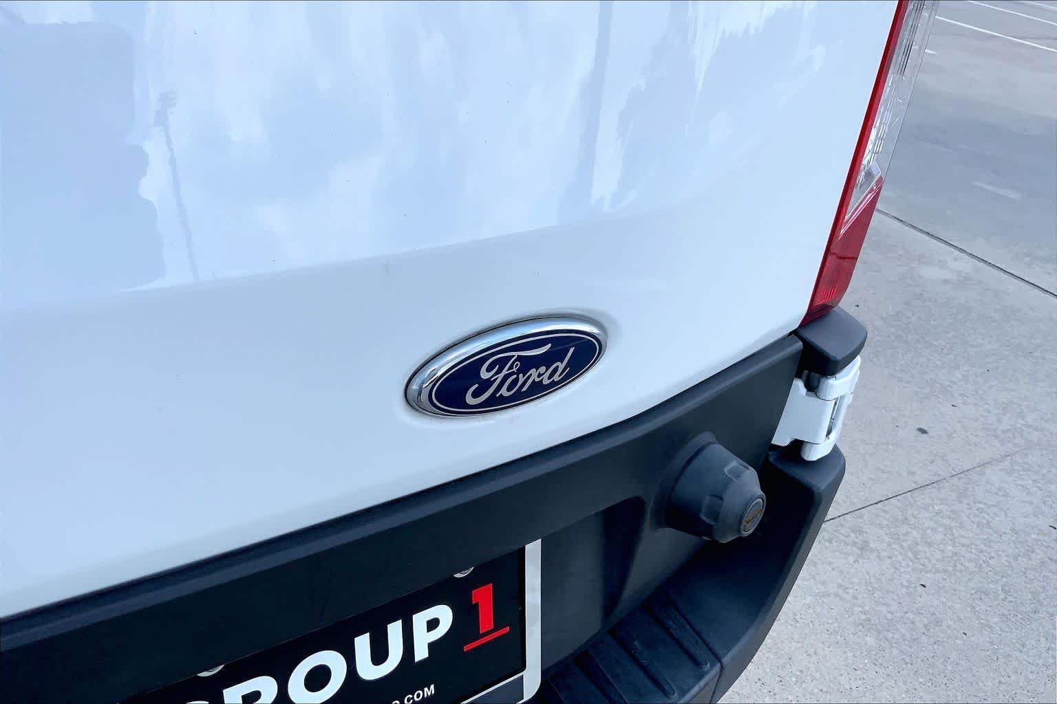 Used 2024 Oxford White Ford  image 10