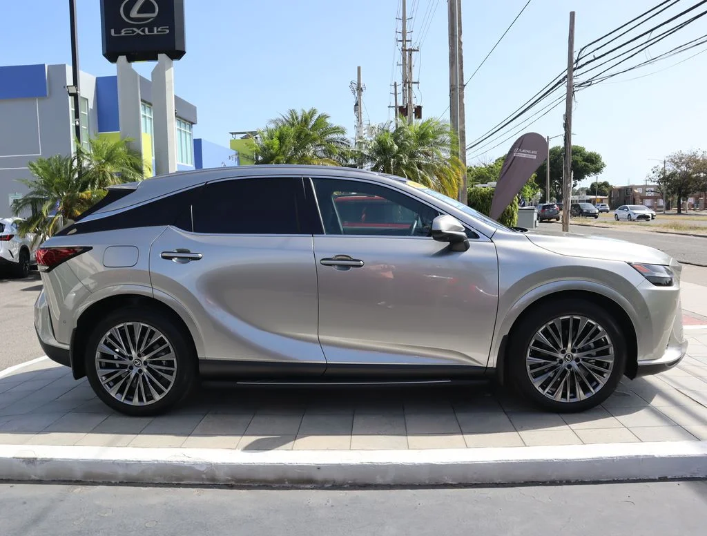 Used 2024 White Lexus 450h+ Luxury image 4