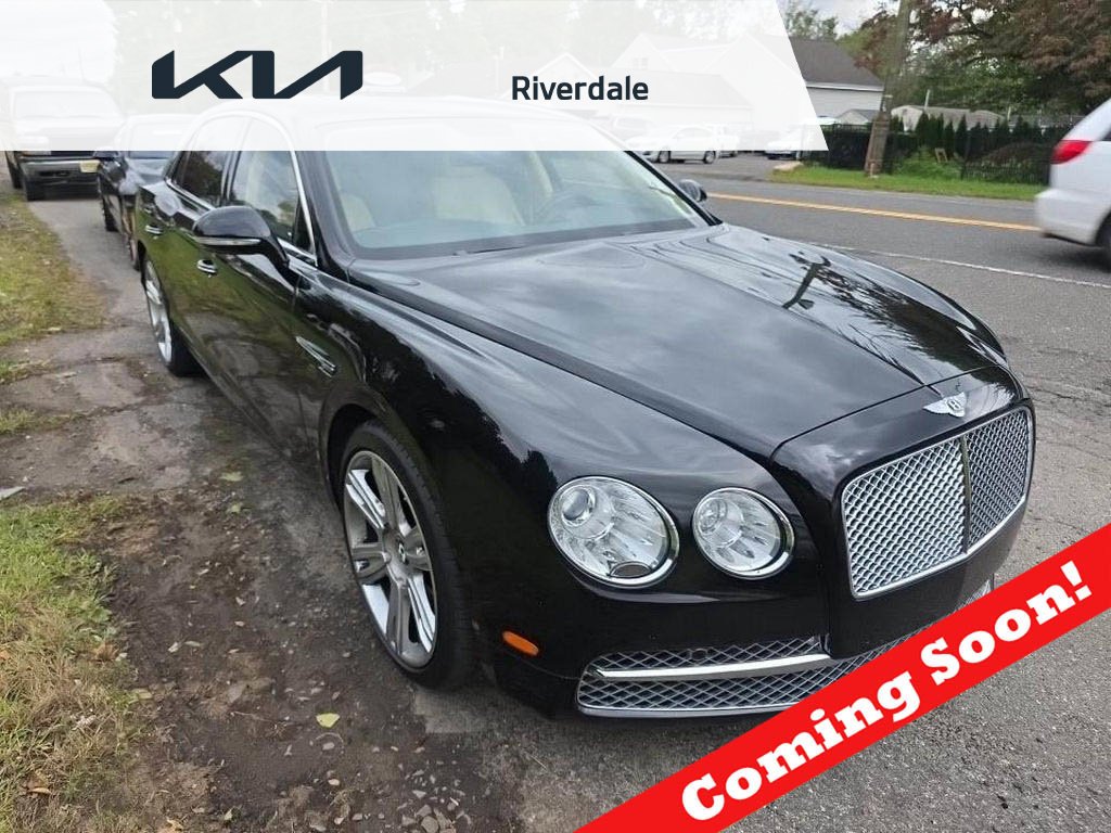 Used 2016 Black Bentley W12 image 1