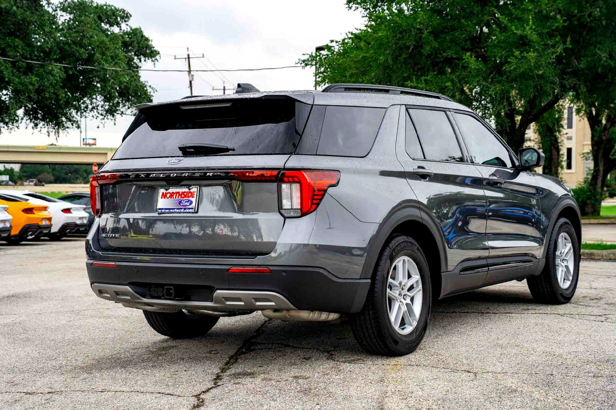 New 2026 Carbonized Gray Metallic Ford Active image 4