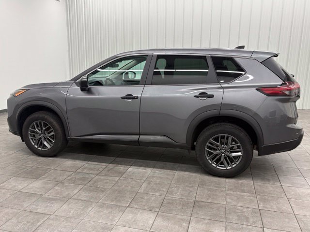 Used 2024 Gray Nissan S image 6