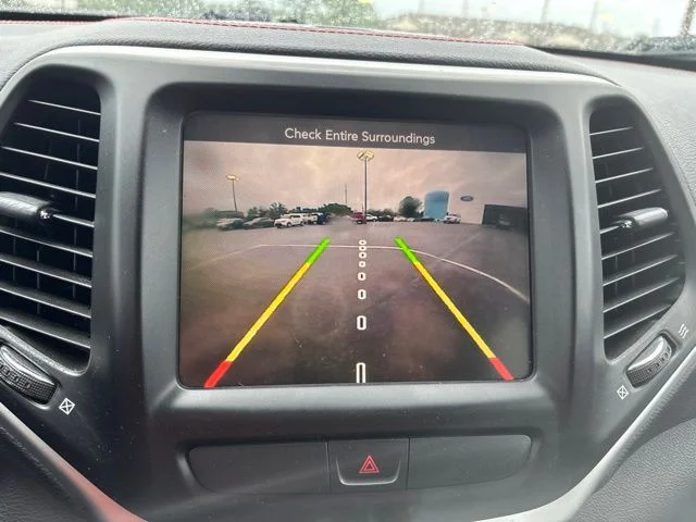 Used 2016 Blue Jeep Trailhawk image 11