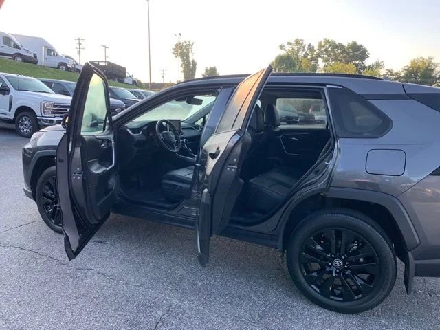 Used 2024 Gray Toyota XLE Premium image 17