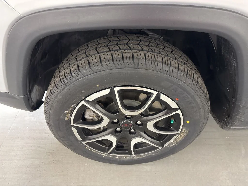 2025 Jeep Compass Trailhawk - Photo 11