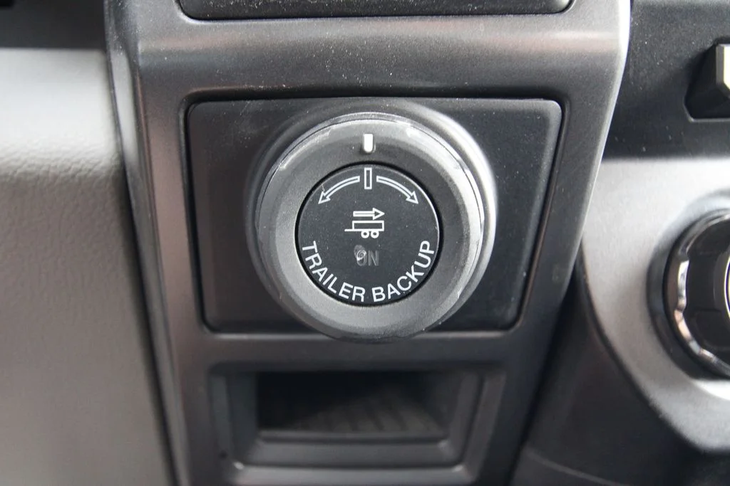 Used 2018 Black Ford XLT image 28