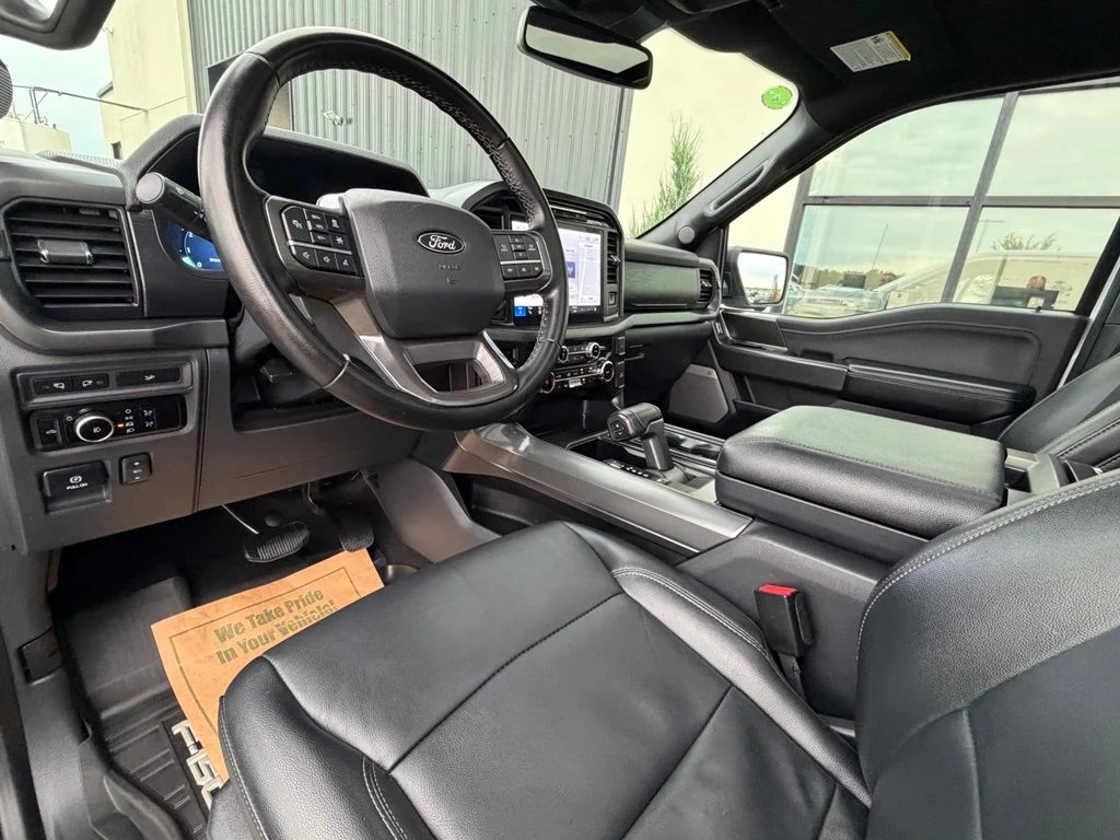Used 2024 White Ford XLT image 11