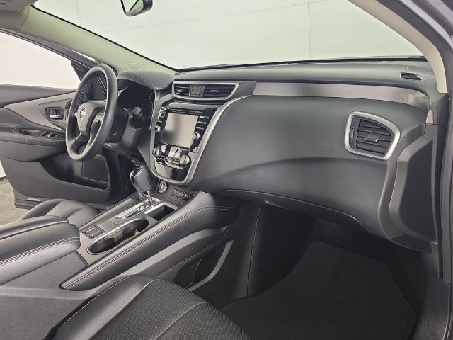 Used 2020 Gun Metallic Nissan SL image 19