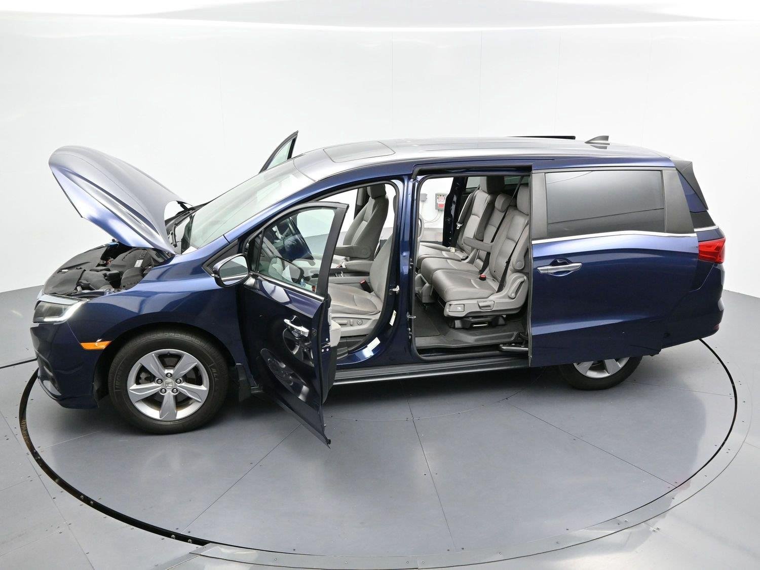Used 2018 Blue Honda EX-L image 38