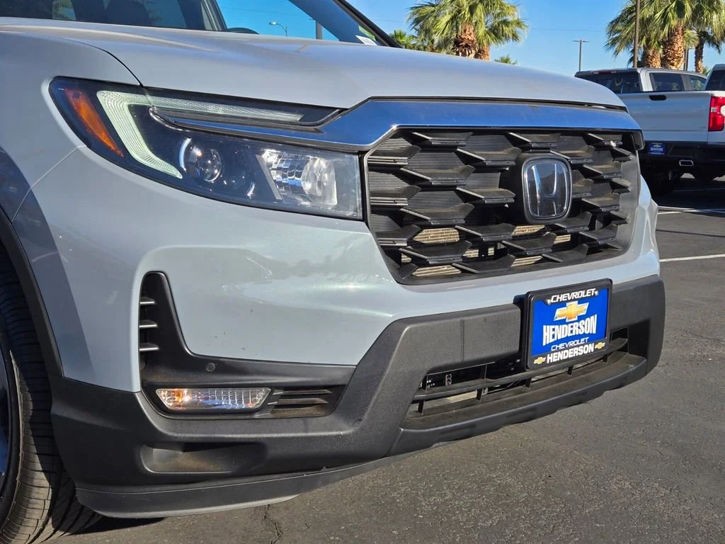Used 2023 Gray Honda EX-L image 8