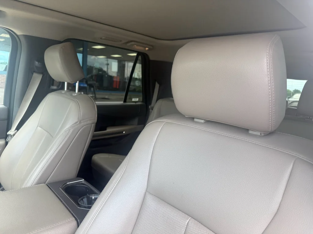 Used 2019 Ingot Silver Metallic Ford XLT image 10