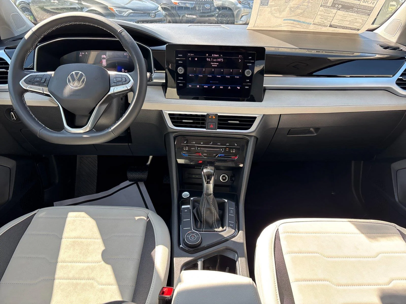 New 2026 Deep Black Pearl Volkswagen SE image 34