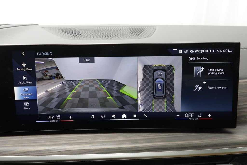 New 2026 Dravit Grey Metallic BMW xDrive50e image 13