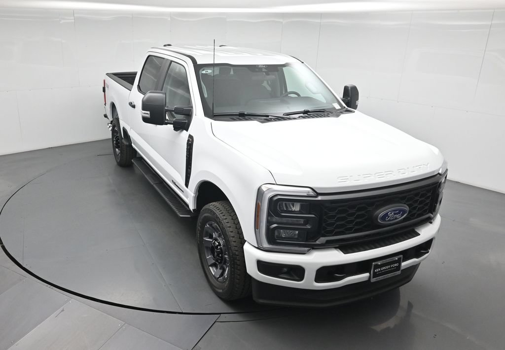 New 2026 Oxford White Ford XL image 32