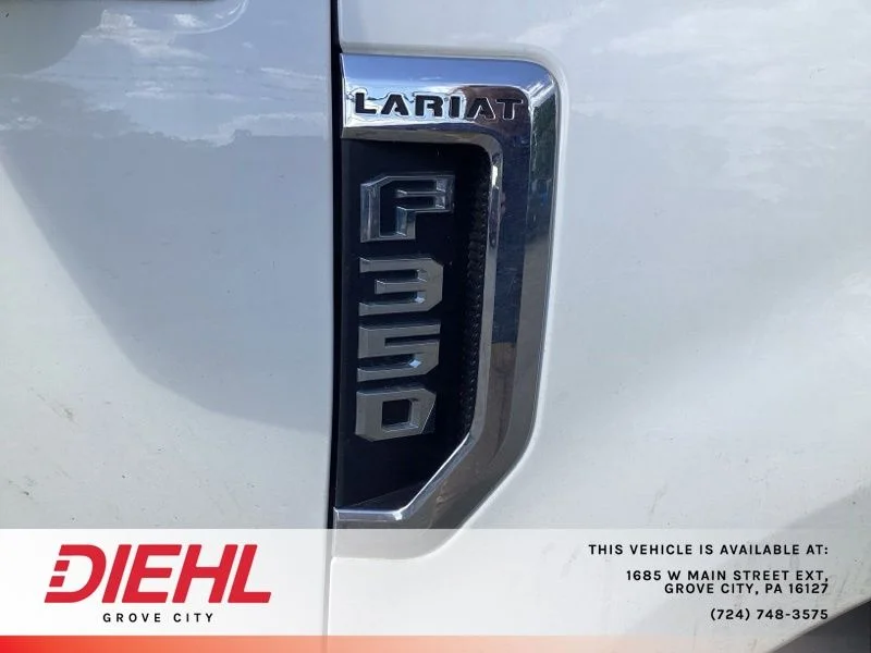 Used 2022 White Ford Lariat image 10