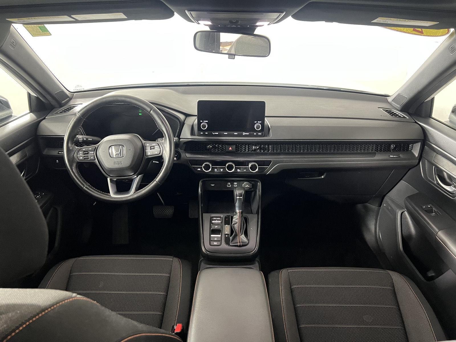 Used 2024 Platinum White Pearl Honda Sport image 17