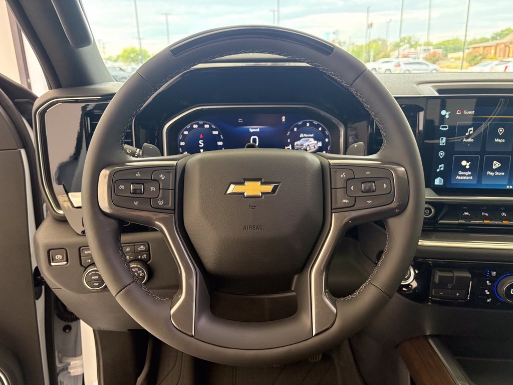 New 2026 Polar White Tricoat Chevrolet High Country image 3