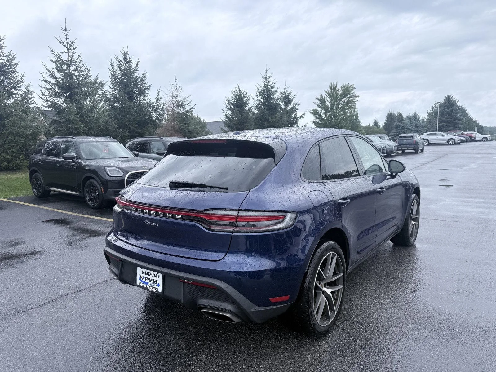 Used 2026 Gentian Blue Metallic Porsche T image 7