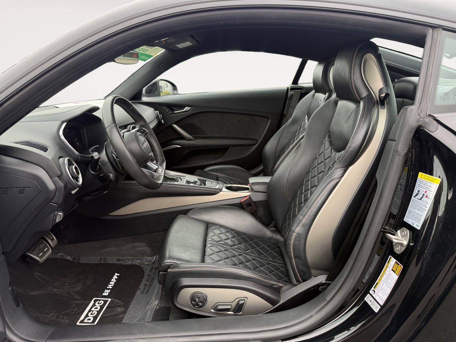Used 2022 Black Metallic Audi 2.0T image 10