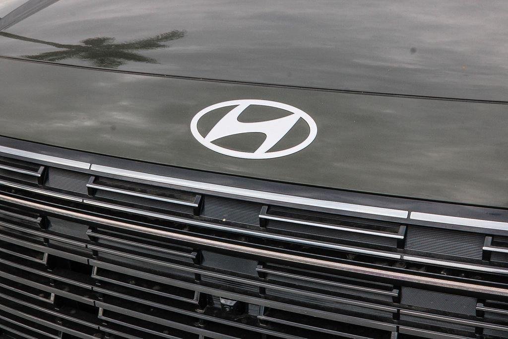 New 2026 Green Hyundai SEL Premium image 34