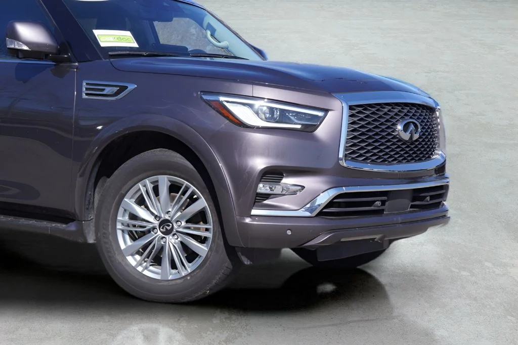 Used 2024 Anthracite Gray INFINITI LUXE image 2