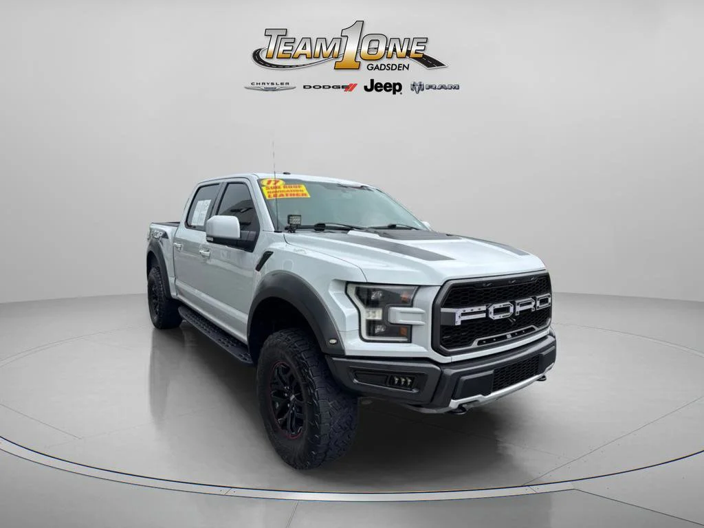 2017 Ford F-150 Raptor 4x4 SuperCrew 5-1/2 Box's photo