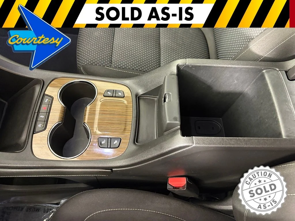 Used 2020 Red GMC SLE image 31