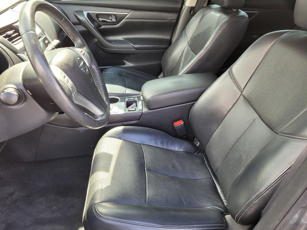 Used 2017 Gray Nissan 2.5 SL image 15