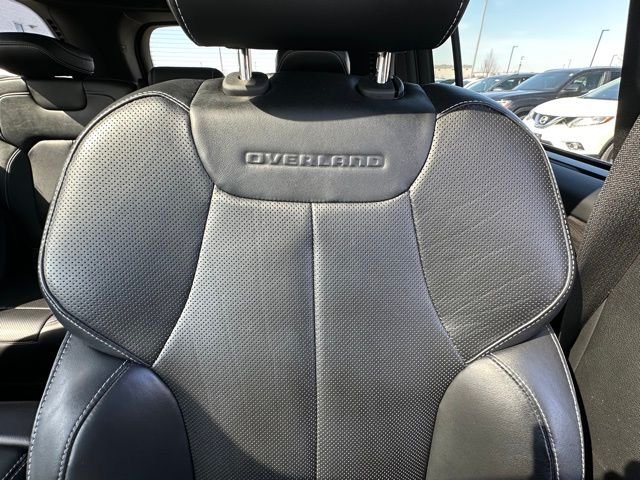 Used 2023 White Jeep Overland image 32