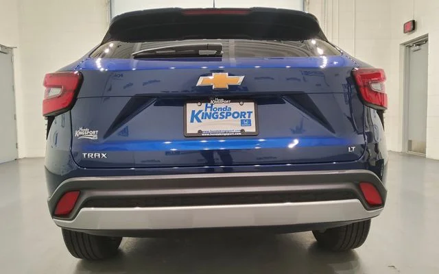 Used 2024 Blue Chevrolet LT image 5