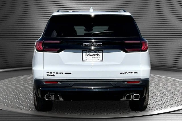 2026 GMC Acadia Elevation - Photo 4